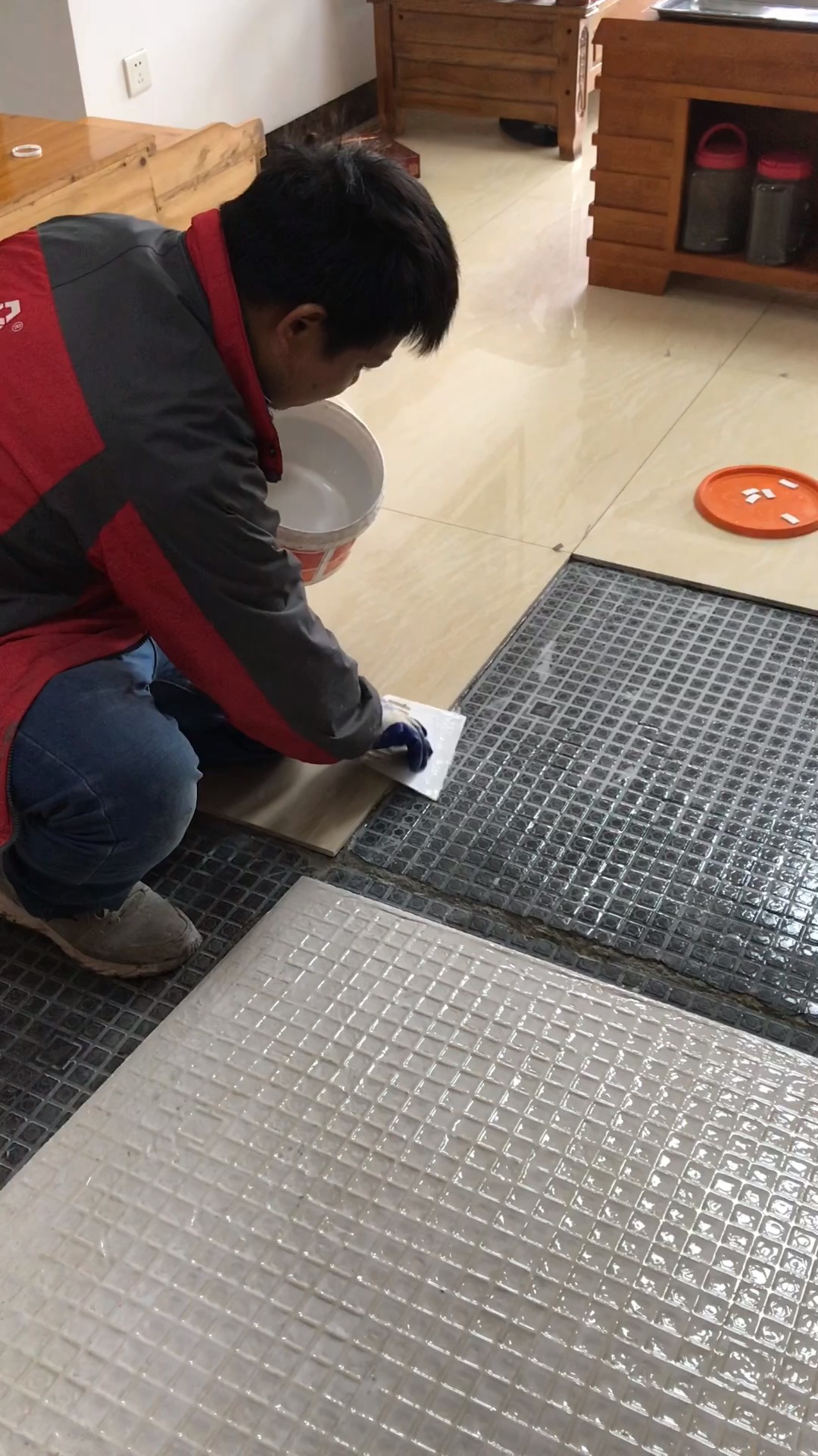 瓷砖空鼓灌水泥有用吗(瓷砖空鼓灌水泥有用吗视频) 瓷砖空鼓灌水泥有用吗(瓷砖空鼓灌水泥有用吗视频)