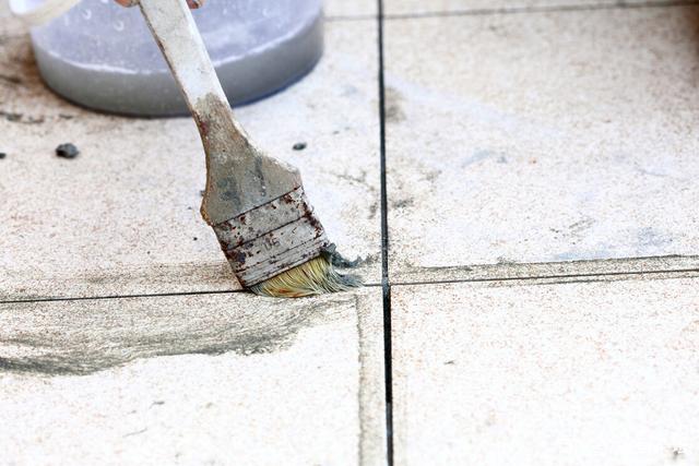 家里的墙砖翘起来了怎么修补呢视频(家里的墙砖翘起来了怎么修补呢视频教程) 家里的墙砖翘起来了怎么修补呢视频(家里的墙砖翘起来了怎么修补呢视频教程)